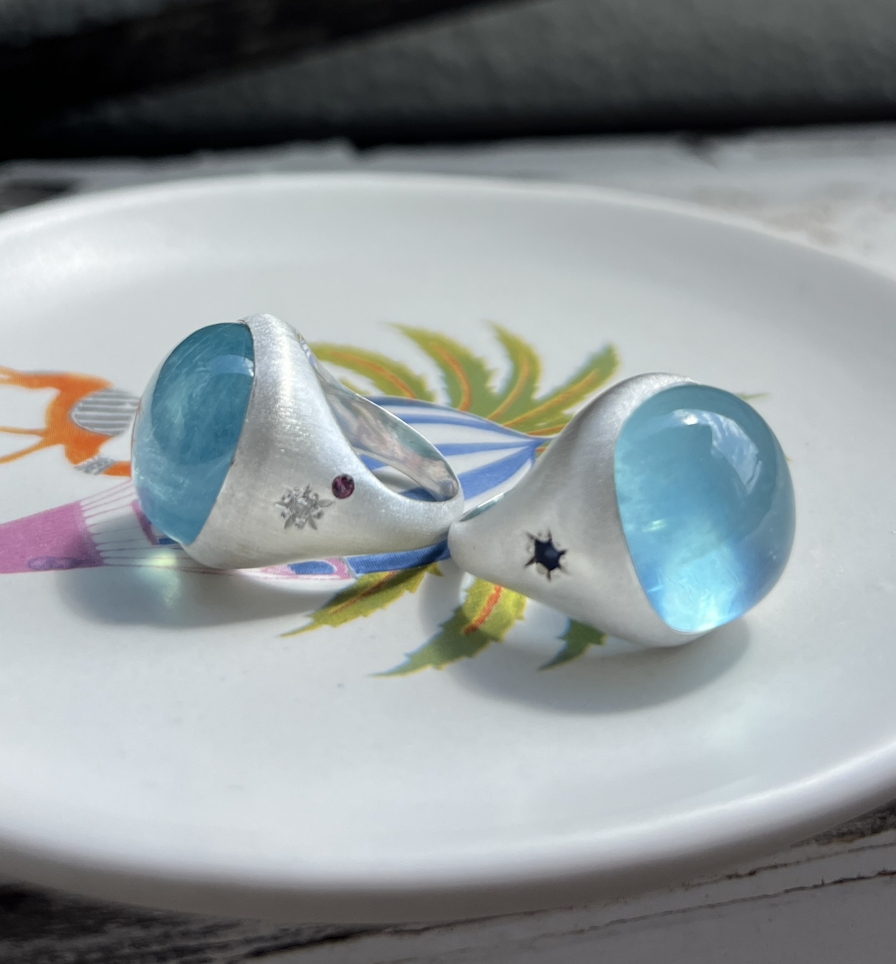 ■Stera/ステラ　シルバー　サイドストーン付き